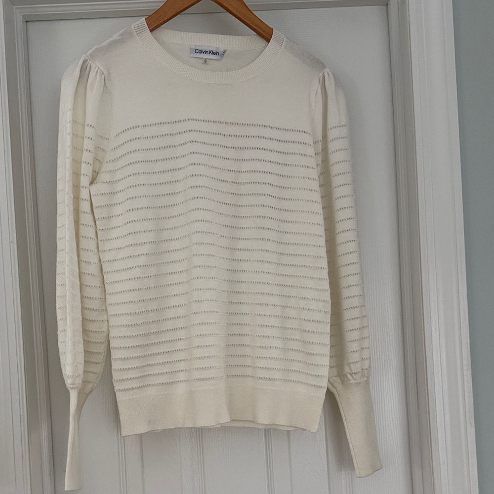 Calvin Klein Women's Ivory Crew Neck Sweater